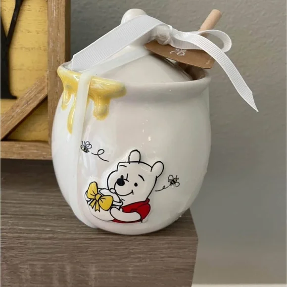 Winnie the Pooh Tea Set ( now adding “sweet honey” sign)